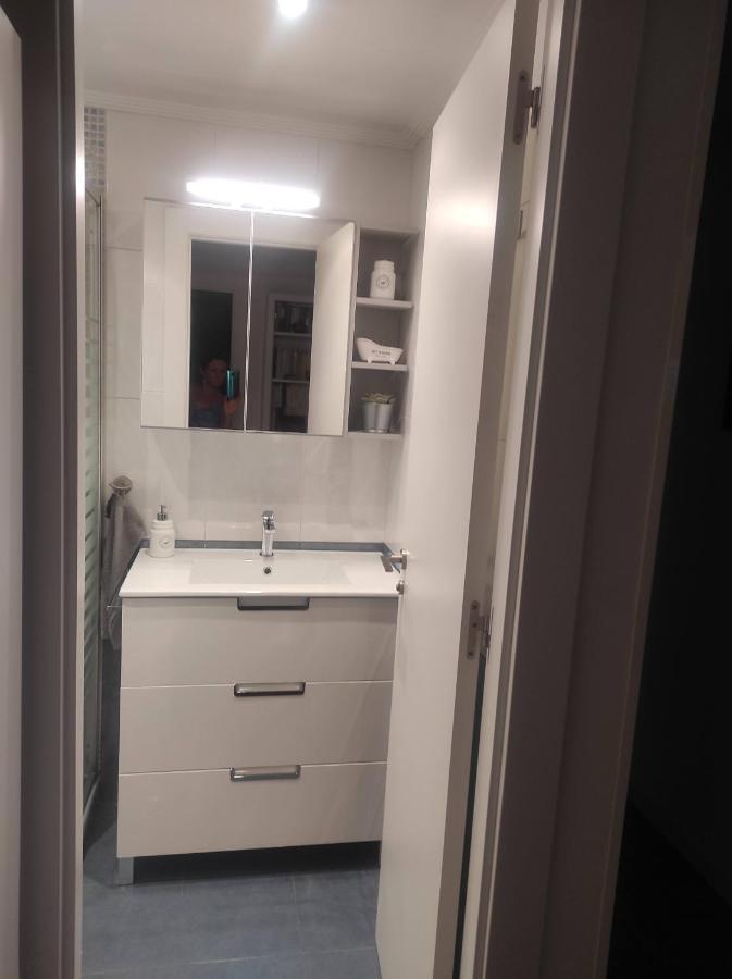 Habitacion Centro Bano Privado Piso Compartido Apartment Oviedo Luaran gambar