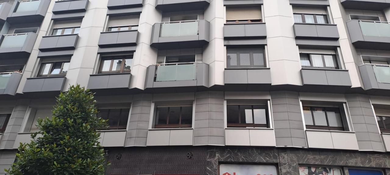 Habitacion Centro Bano Privado Piso Compartido Apartment Oviedo Luaran gambar